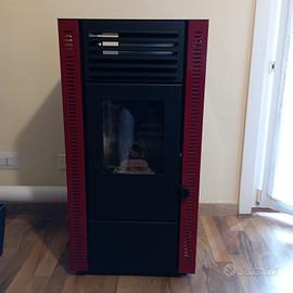 stufa a pellet mod. Lyzzy kw. 8