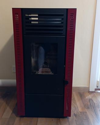 stufa a pellet mod. Lyzzy kw. 8