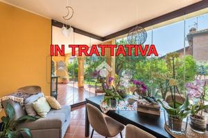 PORZIONE DI BIFAMILIARE A CIAMPINO
