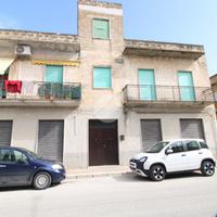 3 LOCALI A PACECO