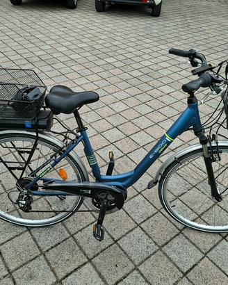 city bike pedalata assistita donna Orus E - 8100