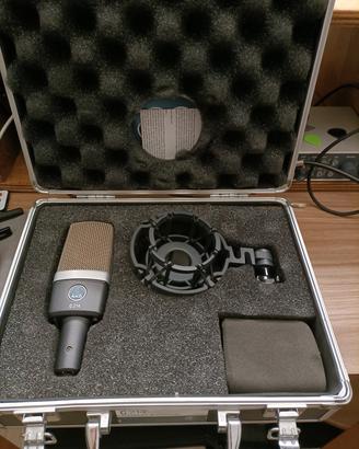 microfono AKG C214