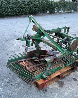 Scava patate mono fila per trattore