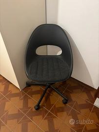 Sedia girevole modello Ikea edberget