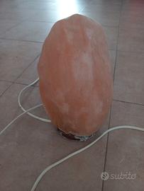 Lampada di sale rosa