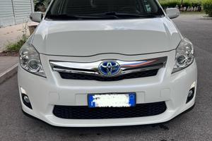 Toyota Auris HSD