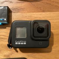 Go pro hero 8 black + accessori