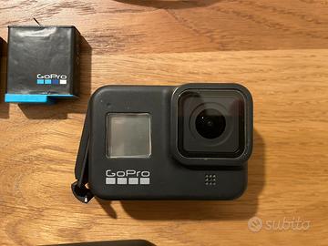Go pro hero 8 black + accessori