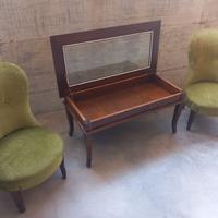 Poltroncine con tavolo 