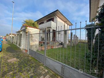 Casa Indipendente Borgo San Siro