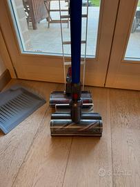 Dyson V11
