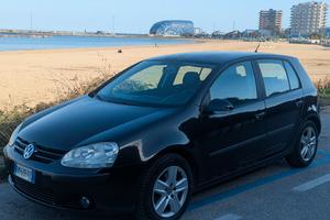 Volkswagen golf 5 1.6 benzina/gpl