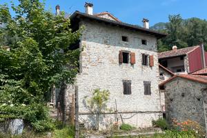 Casa indipendente a schiera