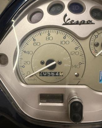 Vespa LX150 2013