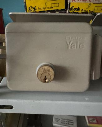 Serratura Yale