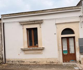 Appartamento in centro a Canicattini Bagni