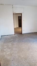 Appartamento casa inagibile da ristrutturare