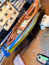 Gozzo in legno fatto a mano