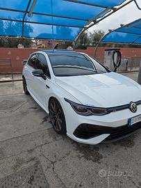 VW GOLF 8R PERFORMANCE