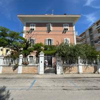 Villa con Giardino - Porto San Giorgio