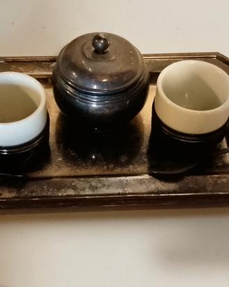 Servizio da caffè vintage con vassoio 