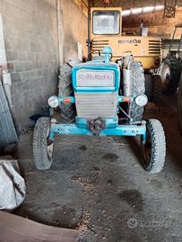 Trattore Ford 4000