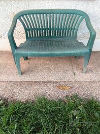 PANCA DA GIARDINO IN PLASTICA