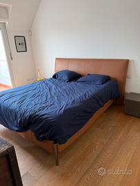 Letto Matrimoniale in Vera Pelle + Materasso Quali