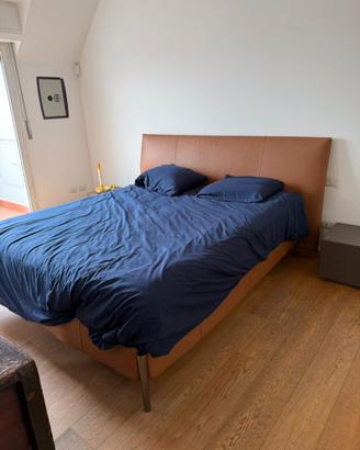 Letto Matrimoniale in Vera Pelle + Materasso HAUZ