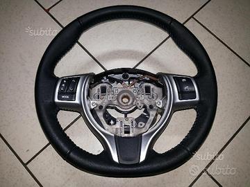 Volante toyota yaris ult