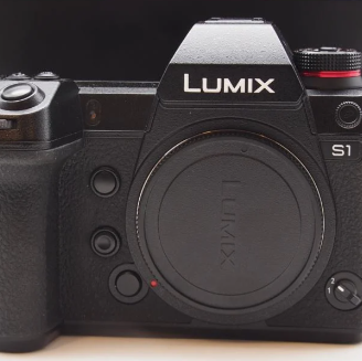 Panasonic S1