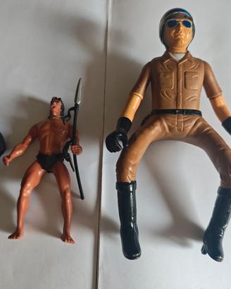 Action figure Tarzan e poliziotto vintage.