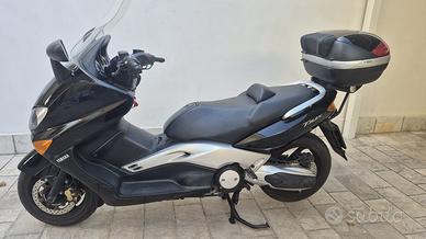 TMax per cambio moto, usato solo in estate