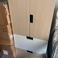 Mobile  contenitore moderno con ante e cassetti