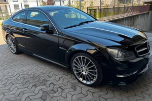 Mercedec c63 AMG coupè