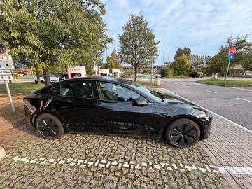 Tesla Model 3 Highland  Rwd Premium