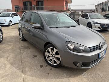Volkswagen Golf 1.6 TDI DPF 5p. Highline
