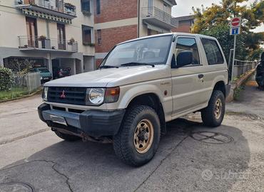 Mitsubishi Pajero 1998