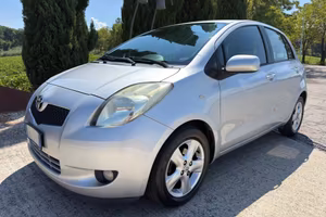 Toyota Yaris 1.3 5 porte Sol PERFETTA