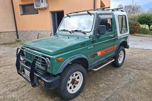 Suzukj Santana SJ410 