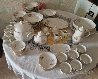 Servizio di piatti in ceramica della   Ginori