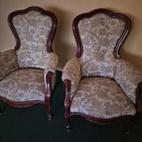 Coppia di poltrone in stile