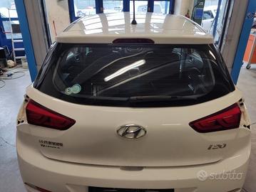 Portellone nudo HYUNDAI I20 del 2017