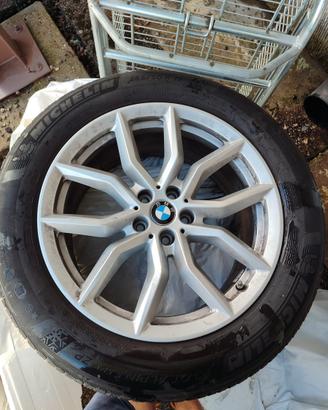 4 Ruote complete BMW 19” con pneumatici Michelin