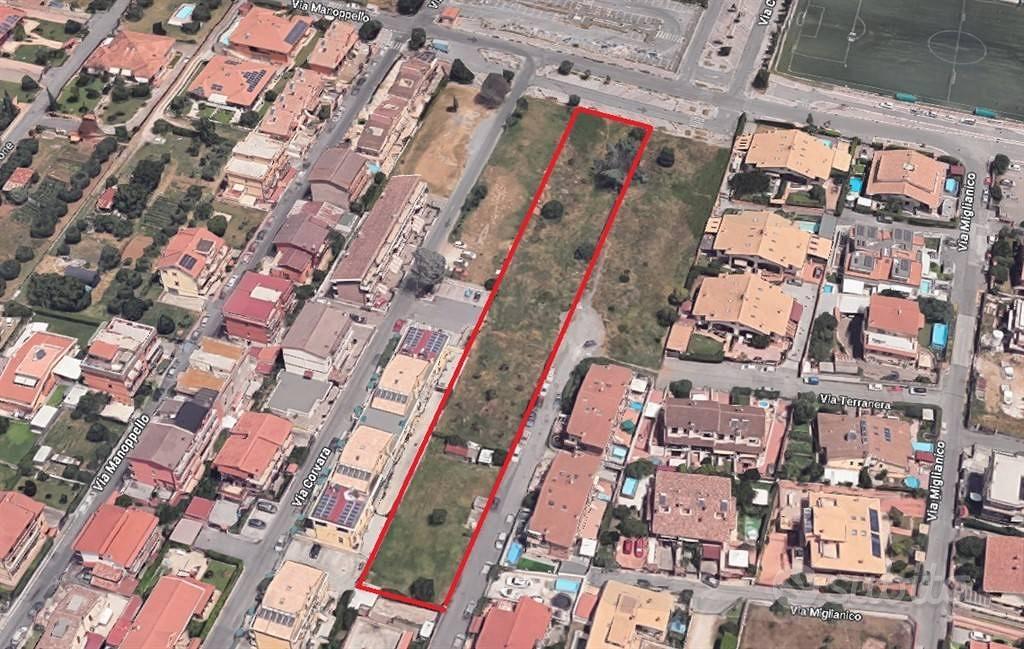 Terreno di 2900 m² a Roma - Vista 2