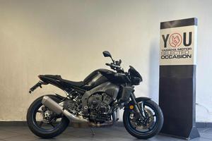YAMAHA MT-10 .