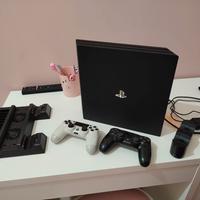ps4 pro con accessori 