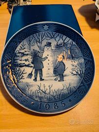 Piatto Royal Copenaghen 1985 originale