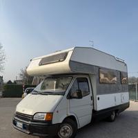 Camper Ford Transit-base sana progetto personale