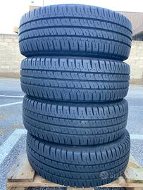 Gomme estive 215 60 R 17 C michelin furgone camper